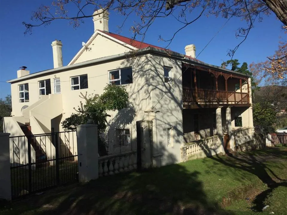 2 Bedroom Apartment / flat to rent in Grahamstown Central