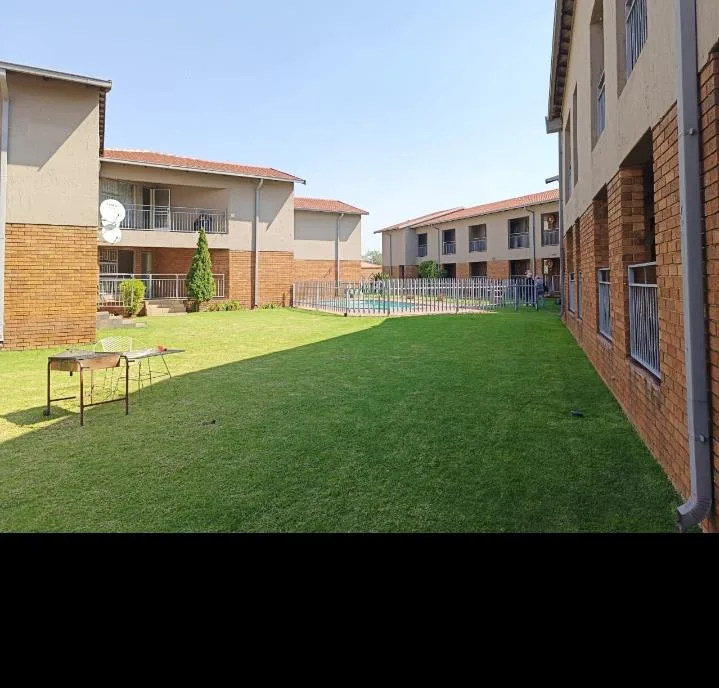 2 Bedroom Apartment / flat to rent in Vanderbijlpark CE 3