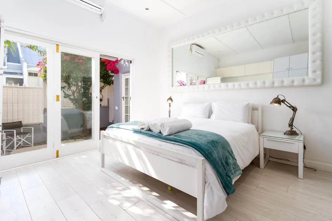 1 Bedroom Apartment / flat to rent in Sea Point