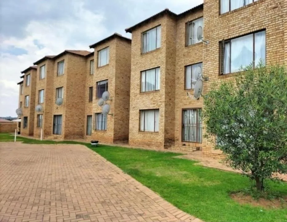 2 Bedroom Apartment / flat to rent in Greenhills Ext 3
