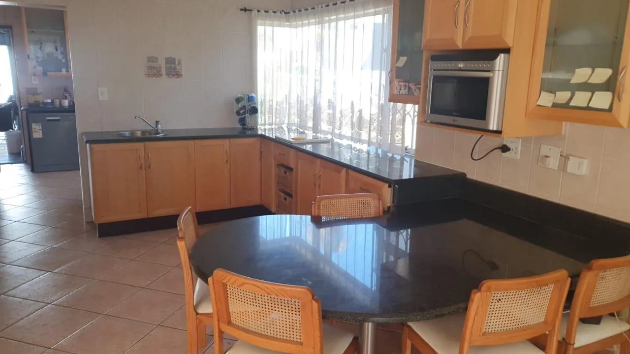 4 Bedroom House to rent in Bedfordview