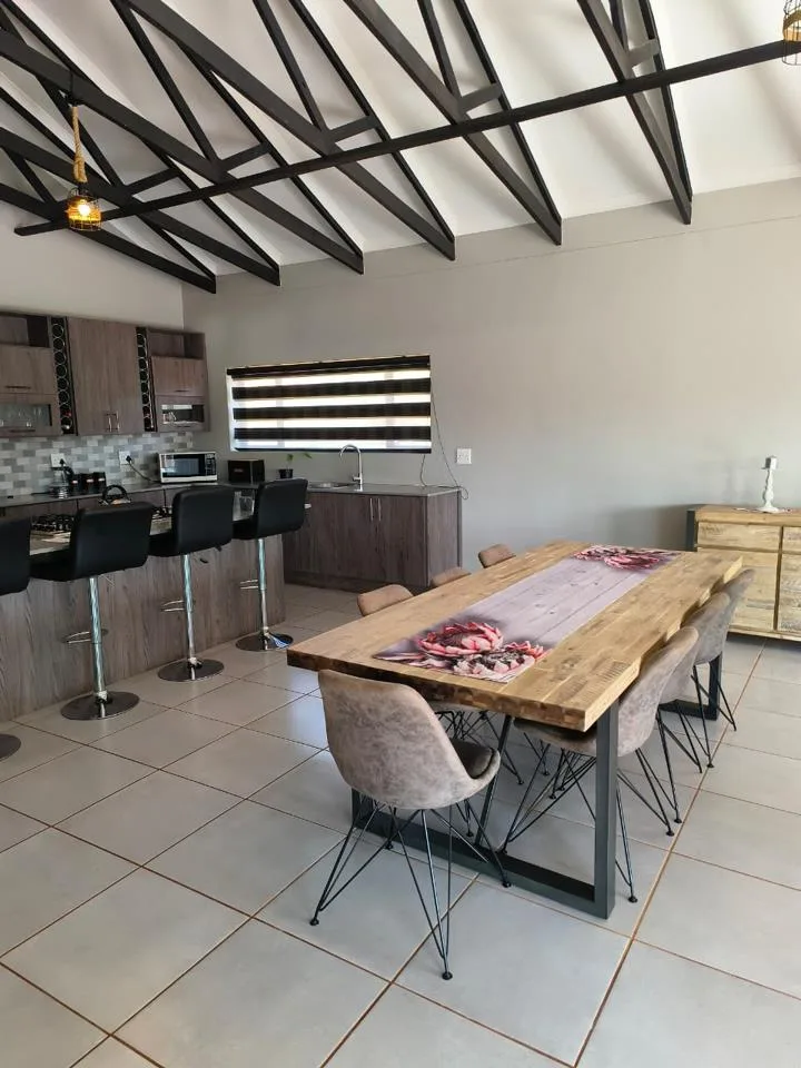 4 Bedroom House for sale in Thabazimbi
