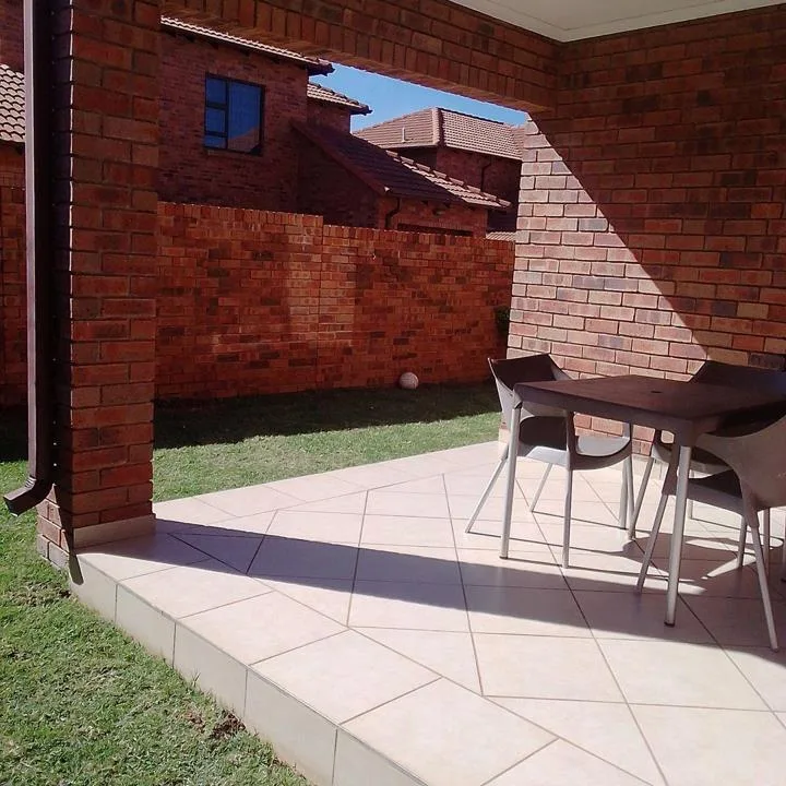 3 Bedroom Townhouse to rent in Willow Park Manor