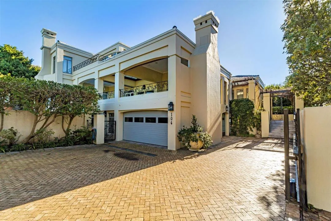 4 Bedroom House to rent in Erinvale Golf Estate