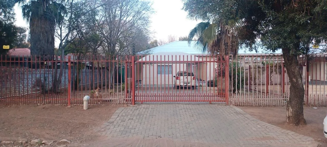 1 Bedroom Apartment / flat to rent in Vryburg