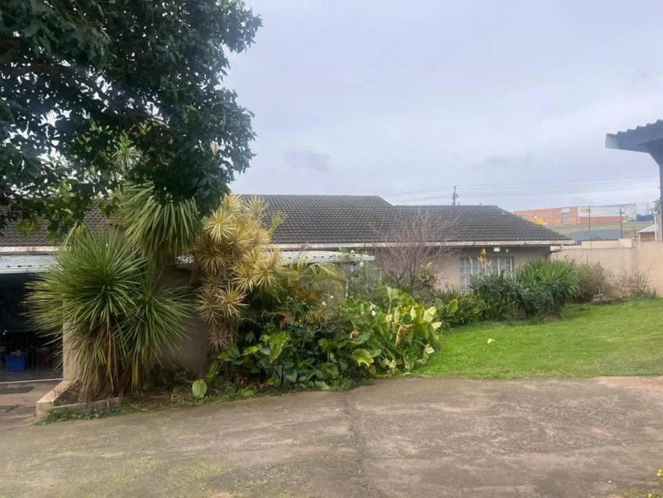 4 Bedroom House for sale in Mthatha