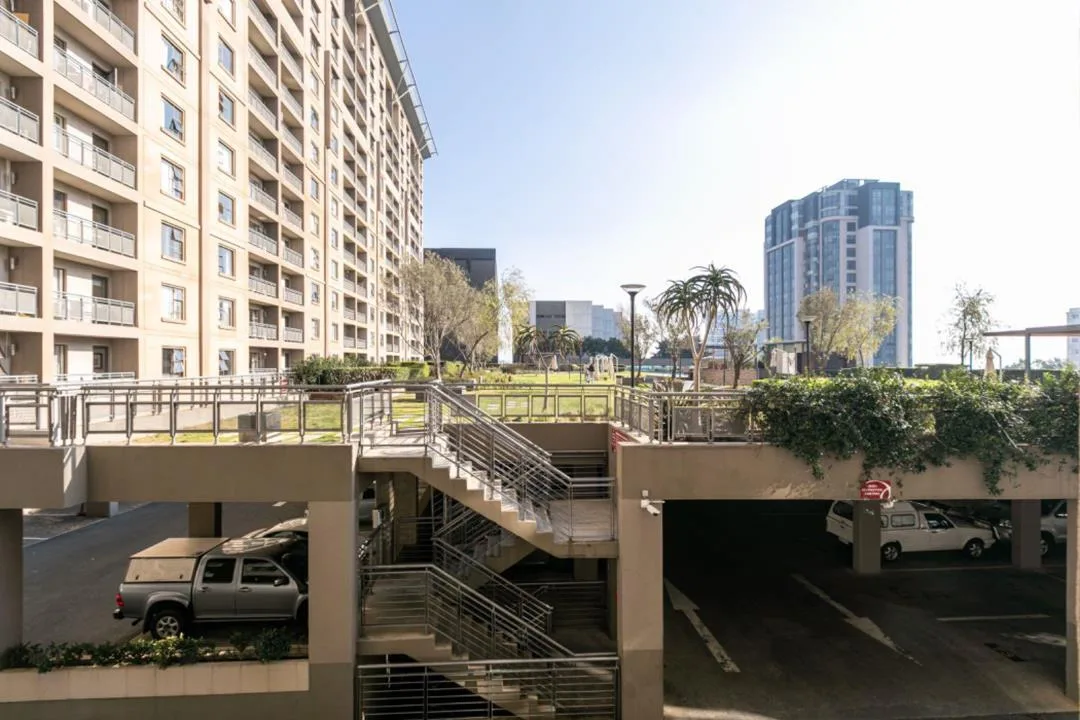 2 Bedroom Apartment / flat to rent in Morningside