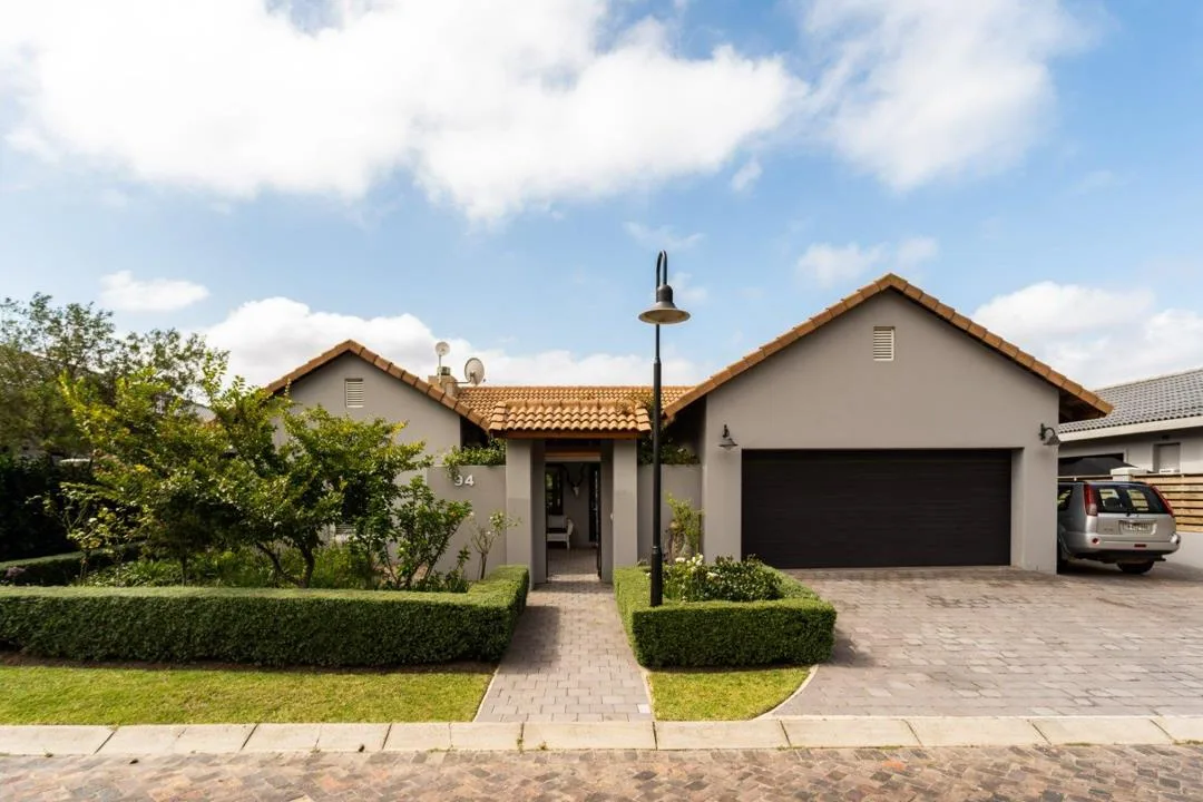 3 Bedroom House to rent in Whale Rock Gardens