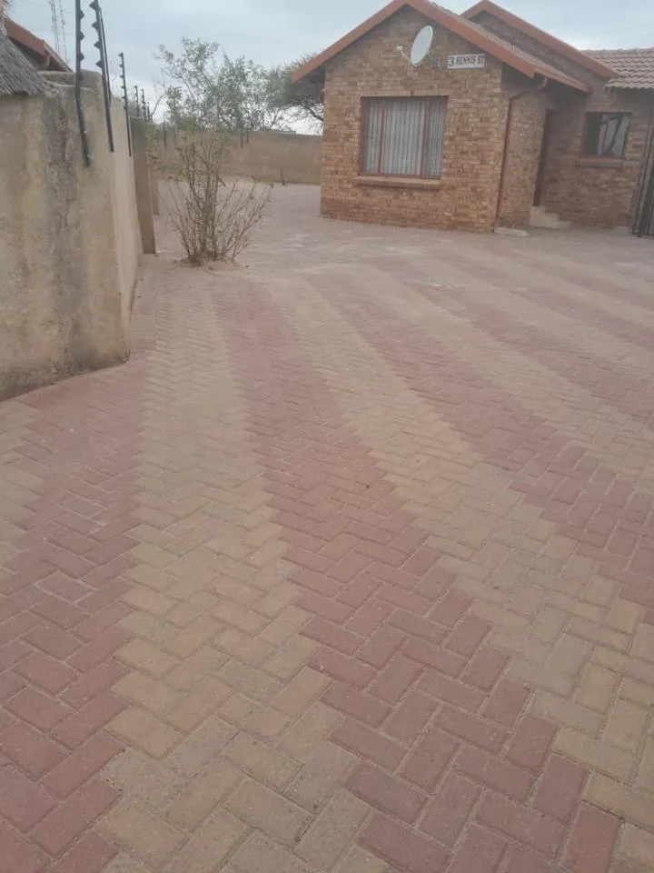 3 Bedroom House to rent in Ivy Park