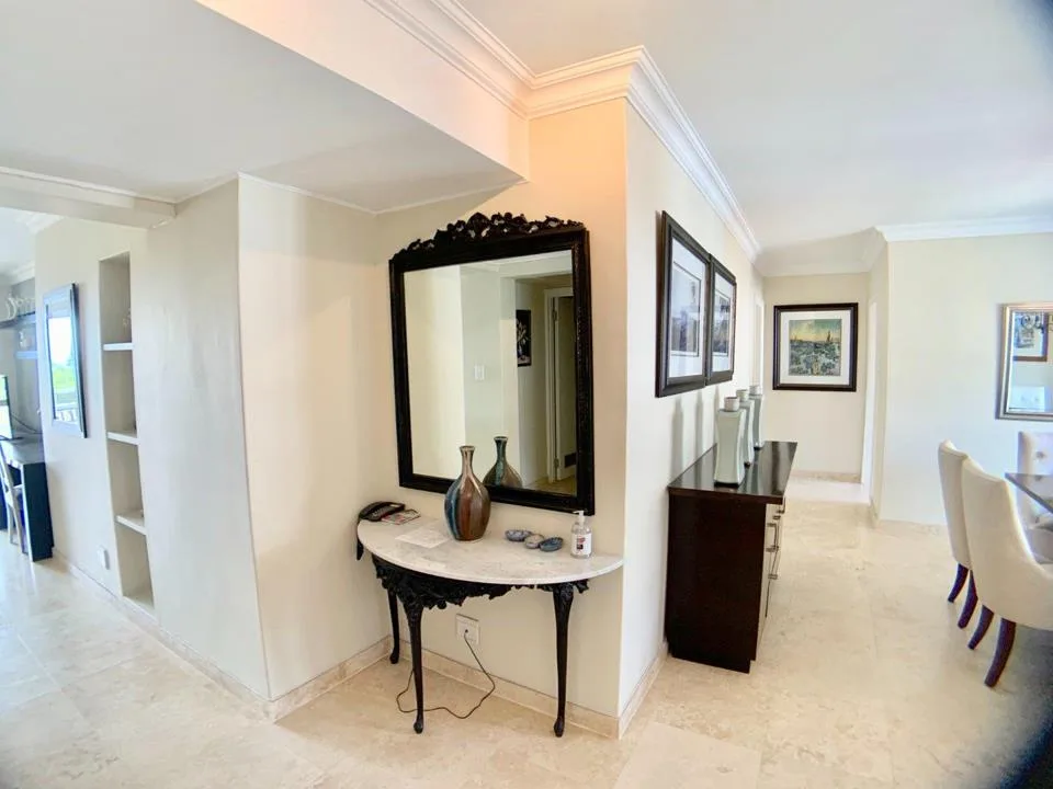 3 Bedroom Apartment / flat to rent in Green Point
