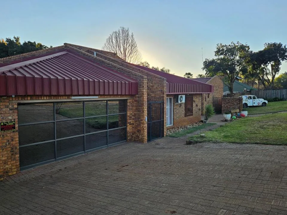 5 Bedroom House for sale in Lydenburg