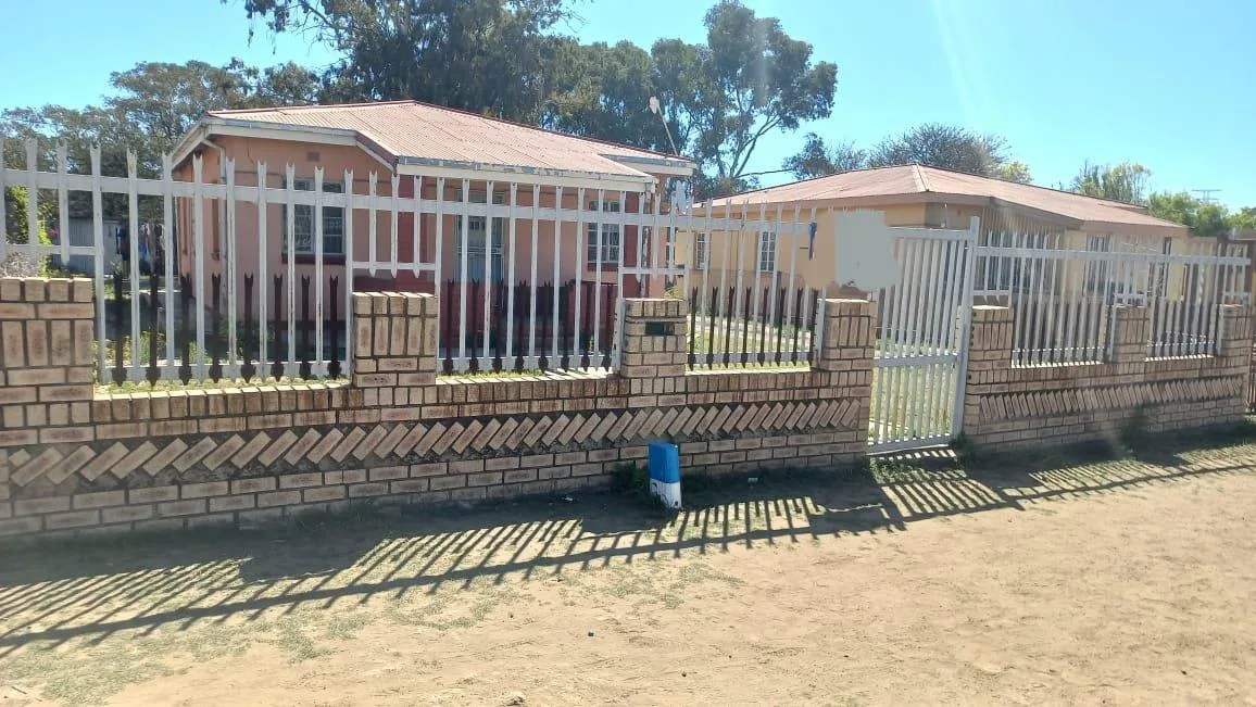 3 Bedroom House for sale in Buitesig