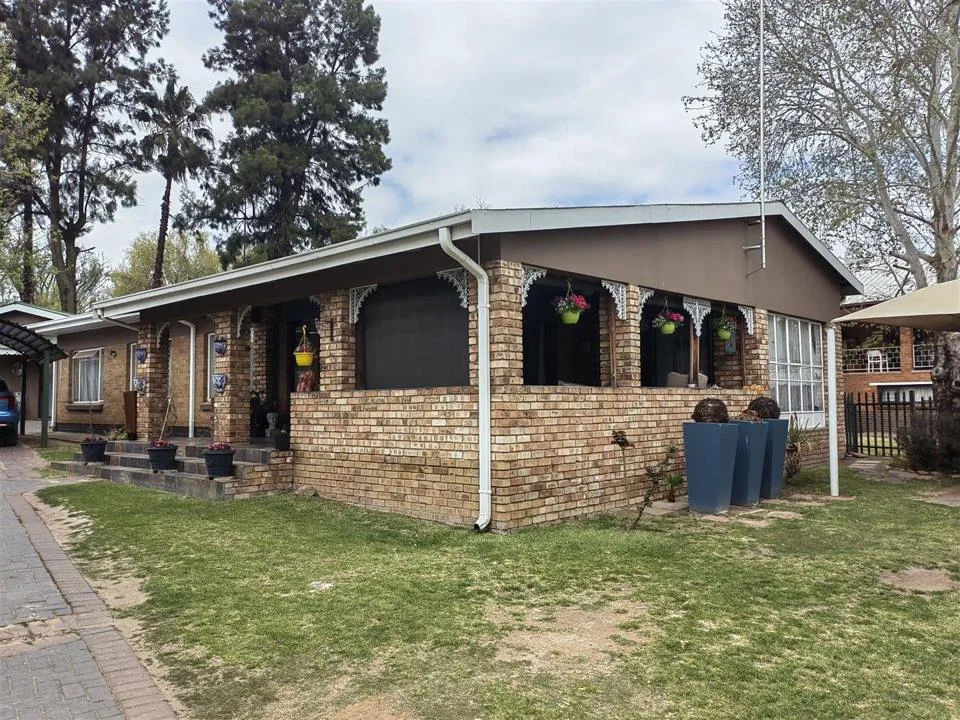 5 Bedroom House for sale in Parys