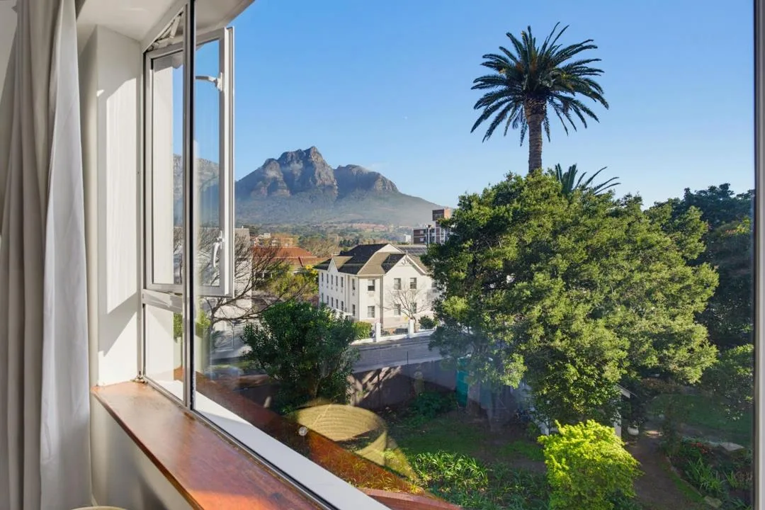 3 Bedroom Apartment / flat to rent in Rondebosch