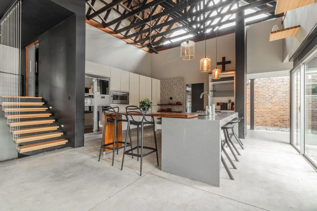 4 Bedroom House for sale in K'shane