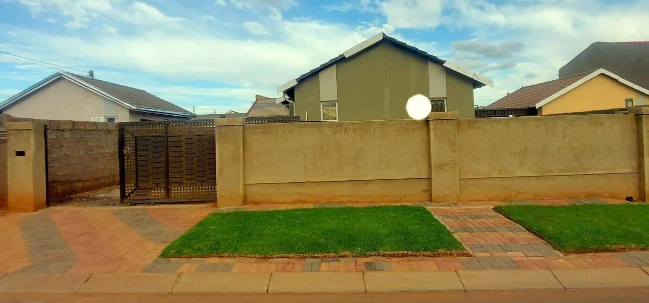 House to rent in Protea Glen