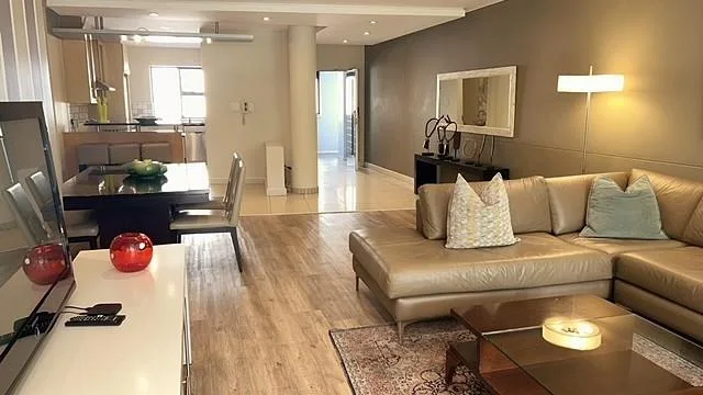 3 Bedroom Apartment / flat to rent in Benmore Gardens