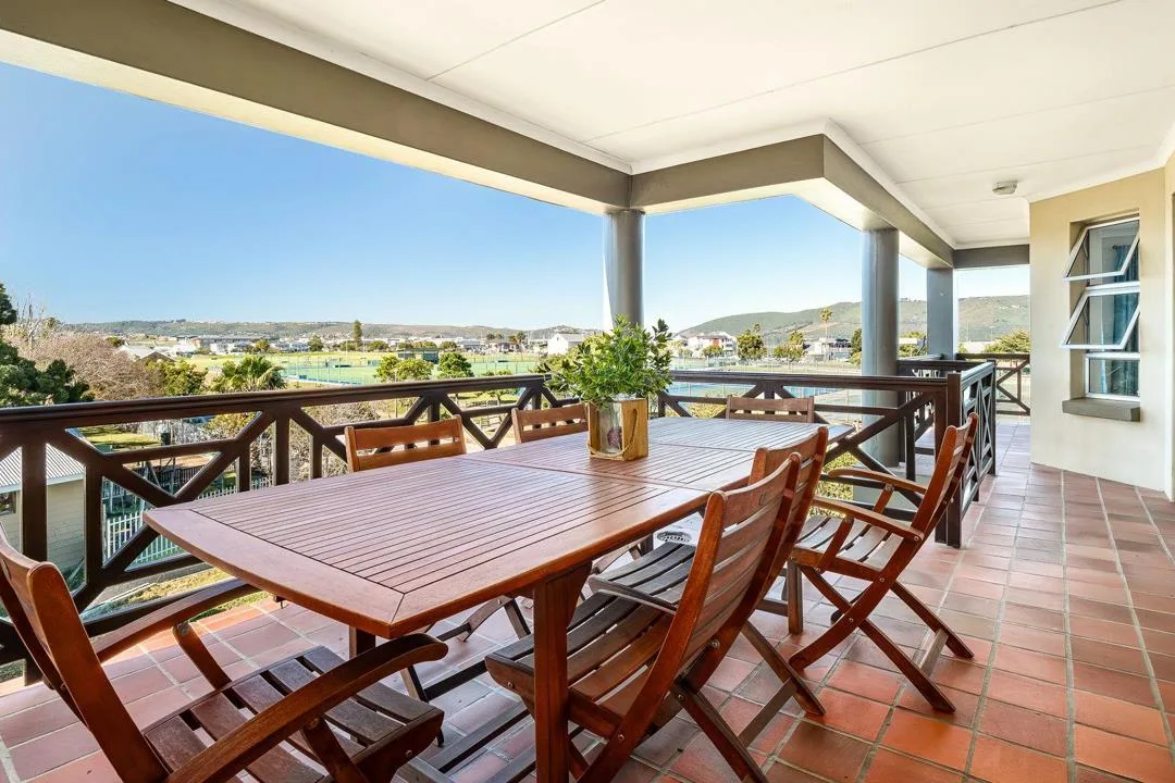 2 Bedroom Apartment / flat to rent in Knysna Central