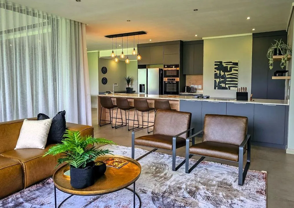 3 Bedroom Apartment / flat to rent in Midstream Estate