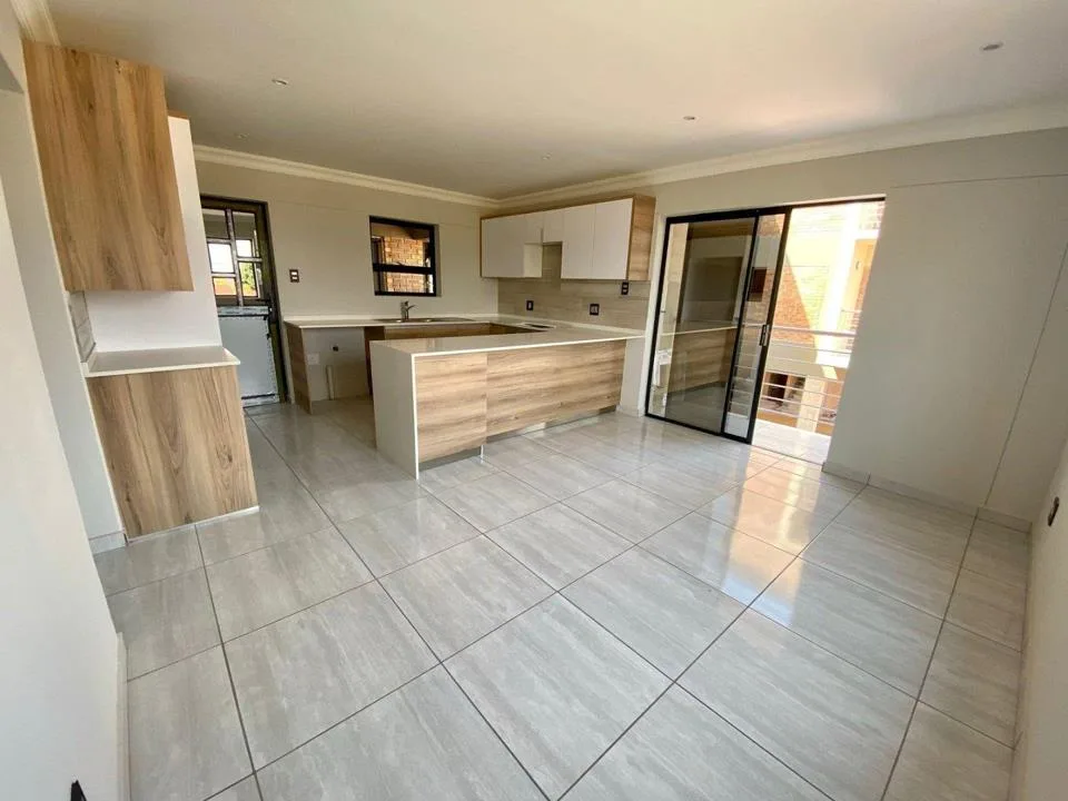 2 Bedroom Apartment / flat to rent in Robertsham