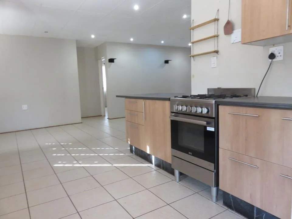 7 Bedroom House for sale in Postmasburg
