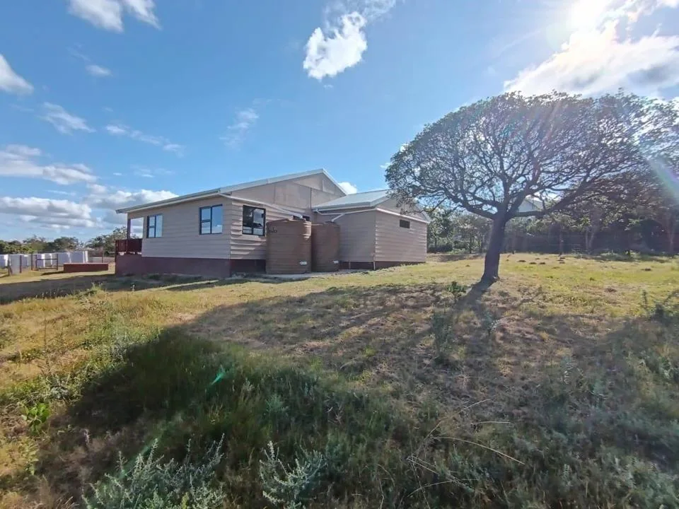 2 Bedroom House for sale in Bathurst