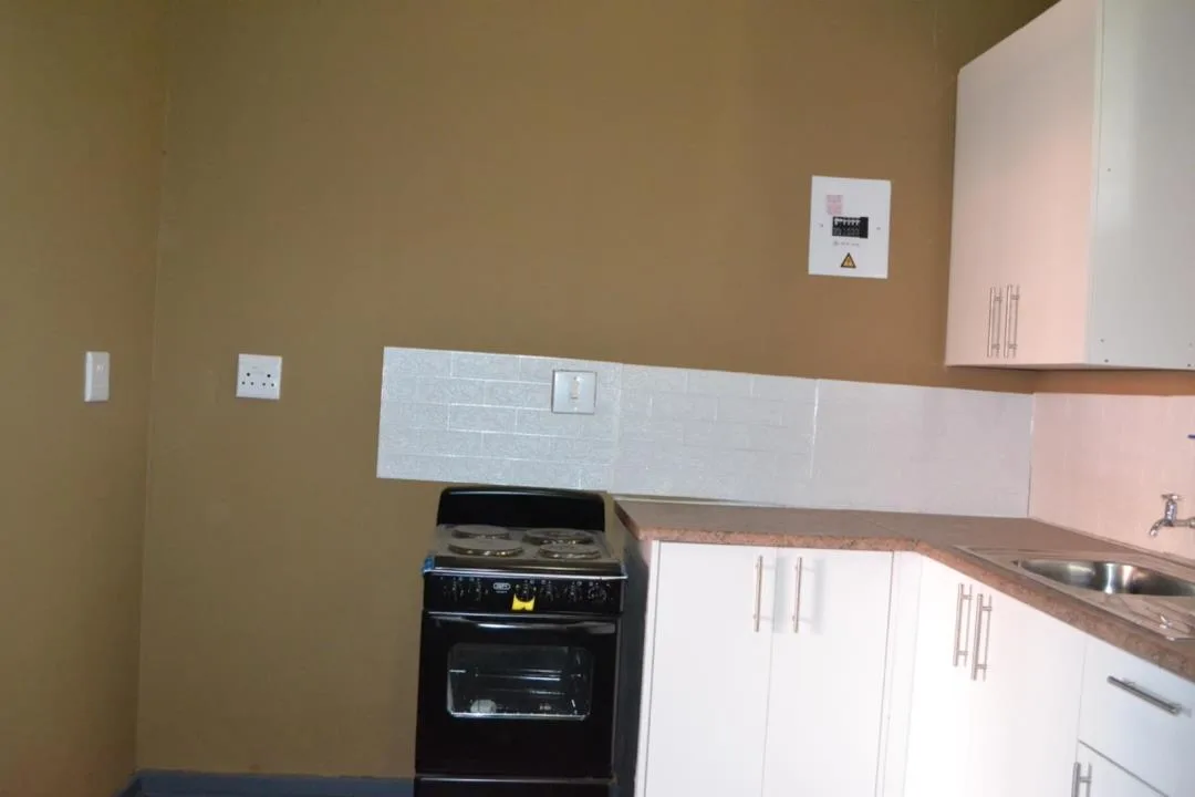 0.5 Bedroom Apartment / flat to rent in Rosettenville