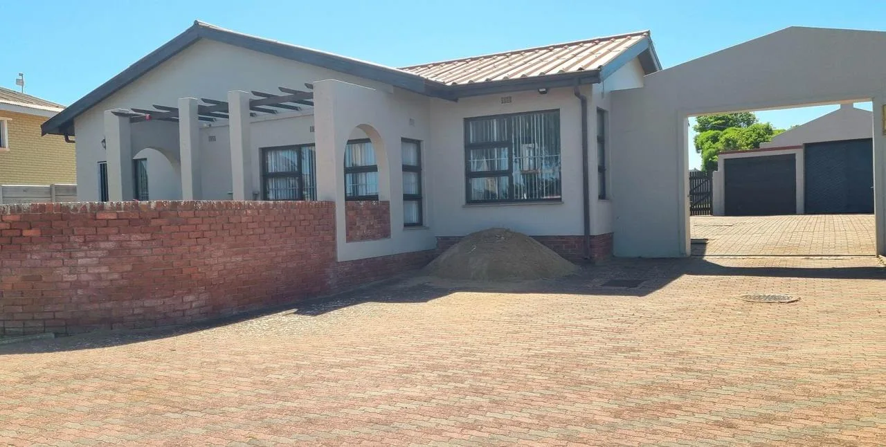 3 Bedroom House to rent in Bluewater Bay