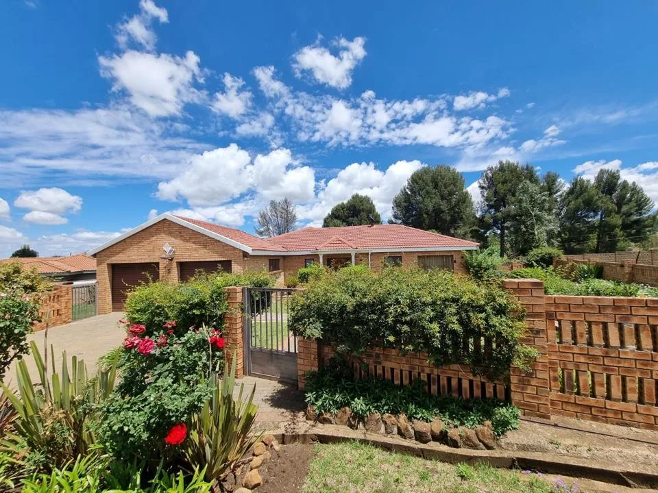 4 Bedroom House for sale in Westerson