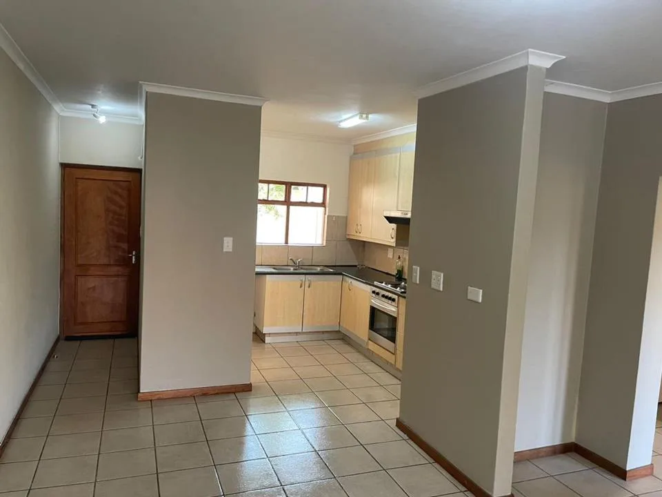 2 Bedroom Townhouse to rent in Paulshof