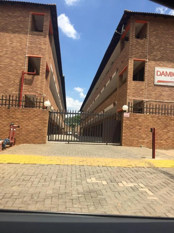 1 Bedroom Apartment / flat to rent in Rustenburg Central