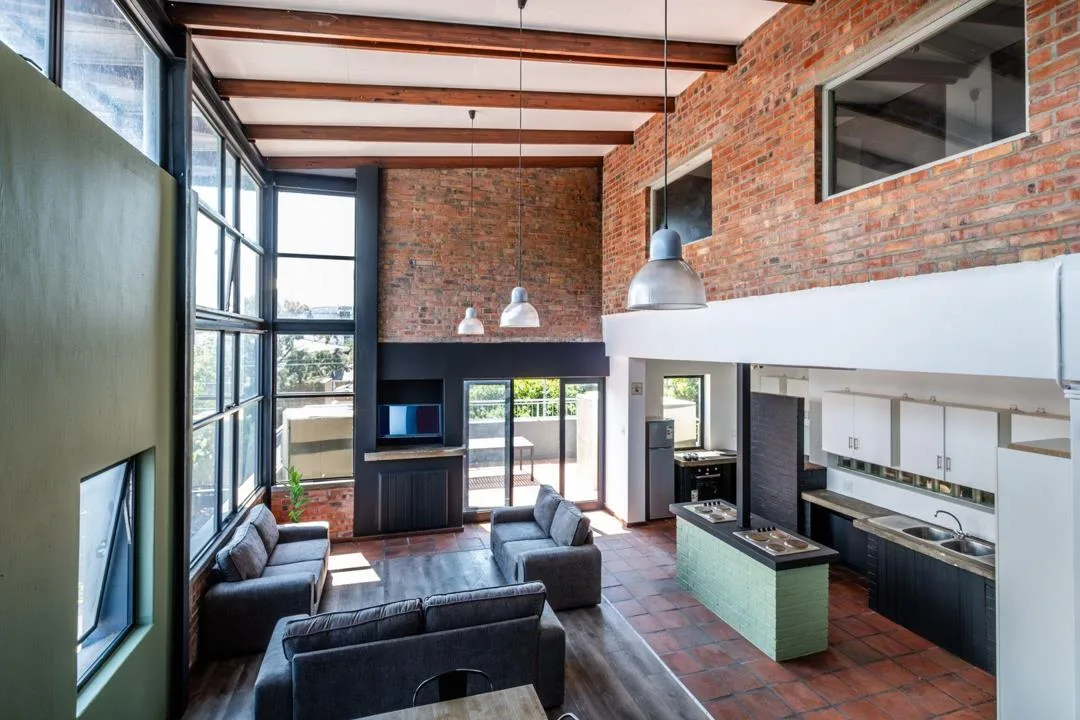 13 Bedroom House to rent in Claremont
