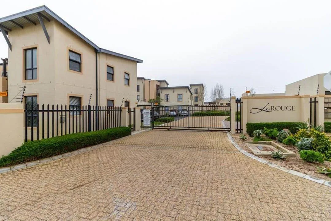 2 Bedroom Apartment / flat to rent in Burgundy Estate