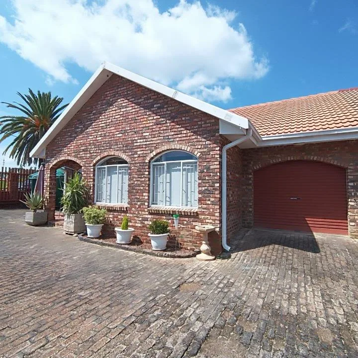 2 Bedroom Townhouse for sale in Parys