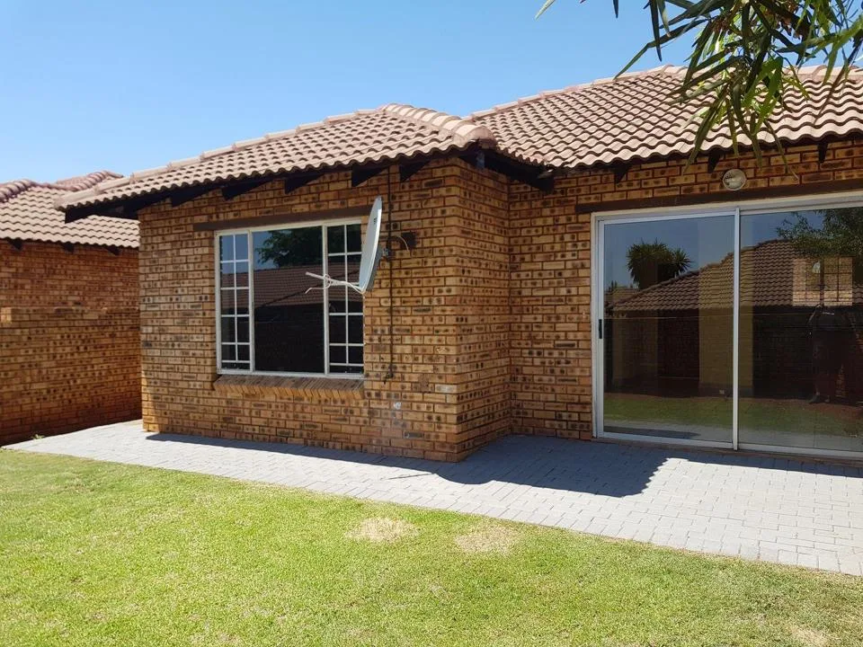 2 Bedroom Townhouse to rent in Amandasig