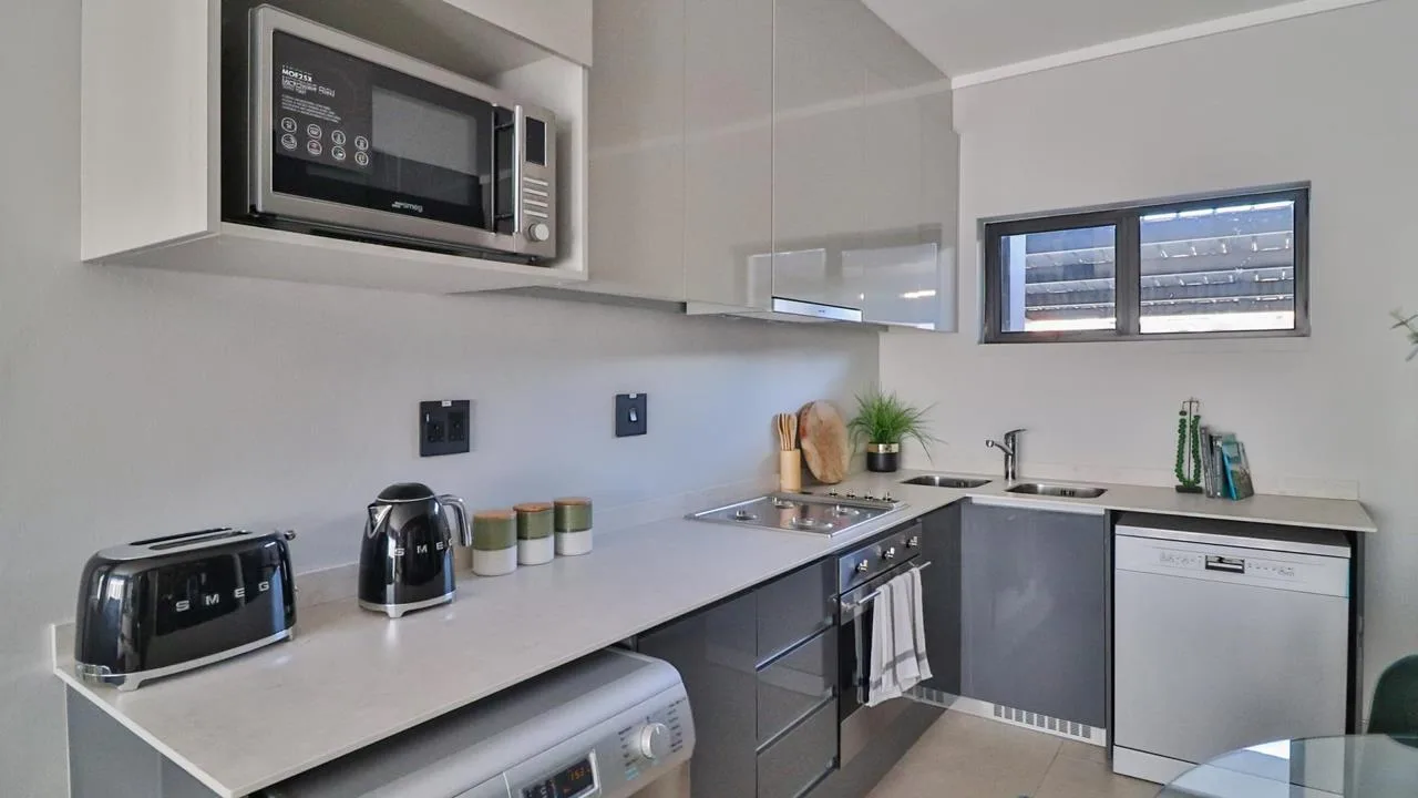 2 Bedroom Apartment / flat to rent in Nieuw Muckleneuk