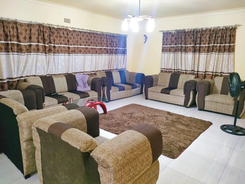 2 Bedroom House to rent in Lenasia