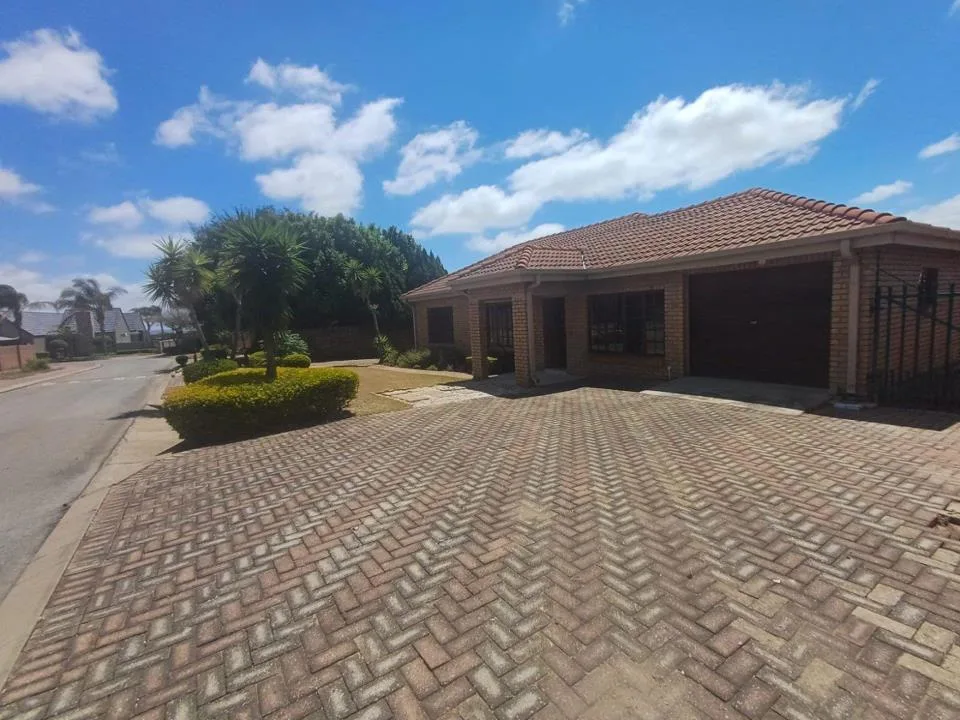 3 Bedroom House to rent in Bendor