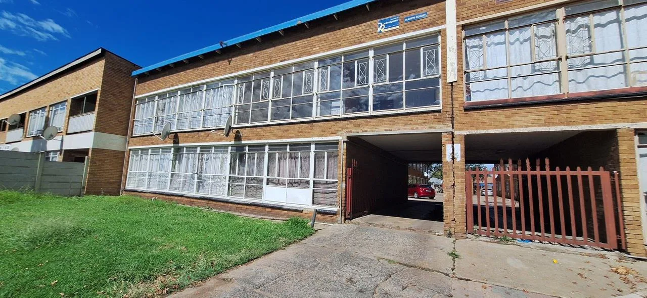 2 Bedroom Apartment / flat to rent in Vereeniging Central