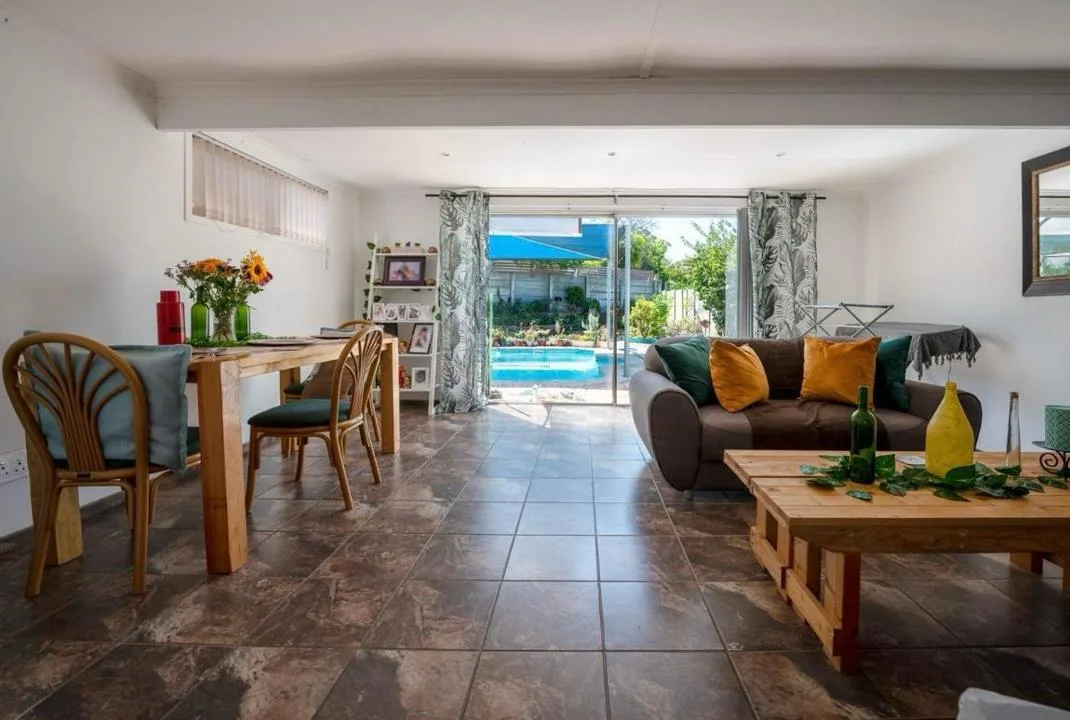 3 Bedroom House to rent in Zeekoevlei