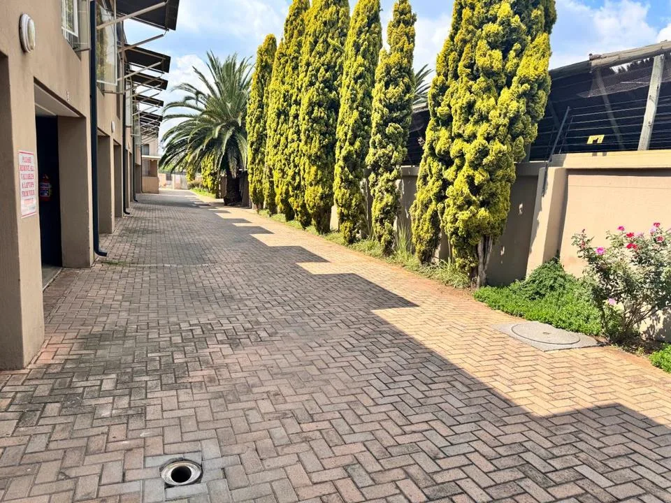 1 Bedroom Apartment / flat to rent in Middelburg Central