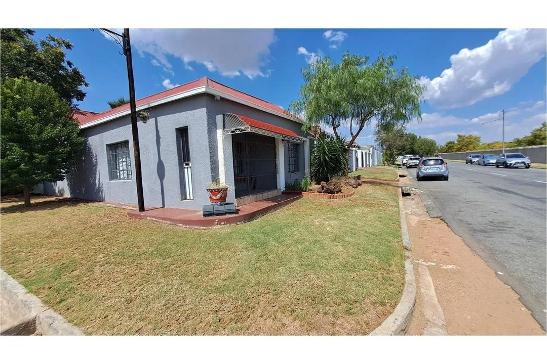2 Bedroom Townhouse for sale in Parys