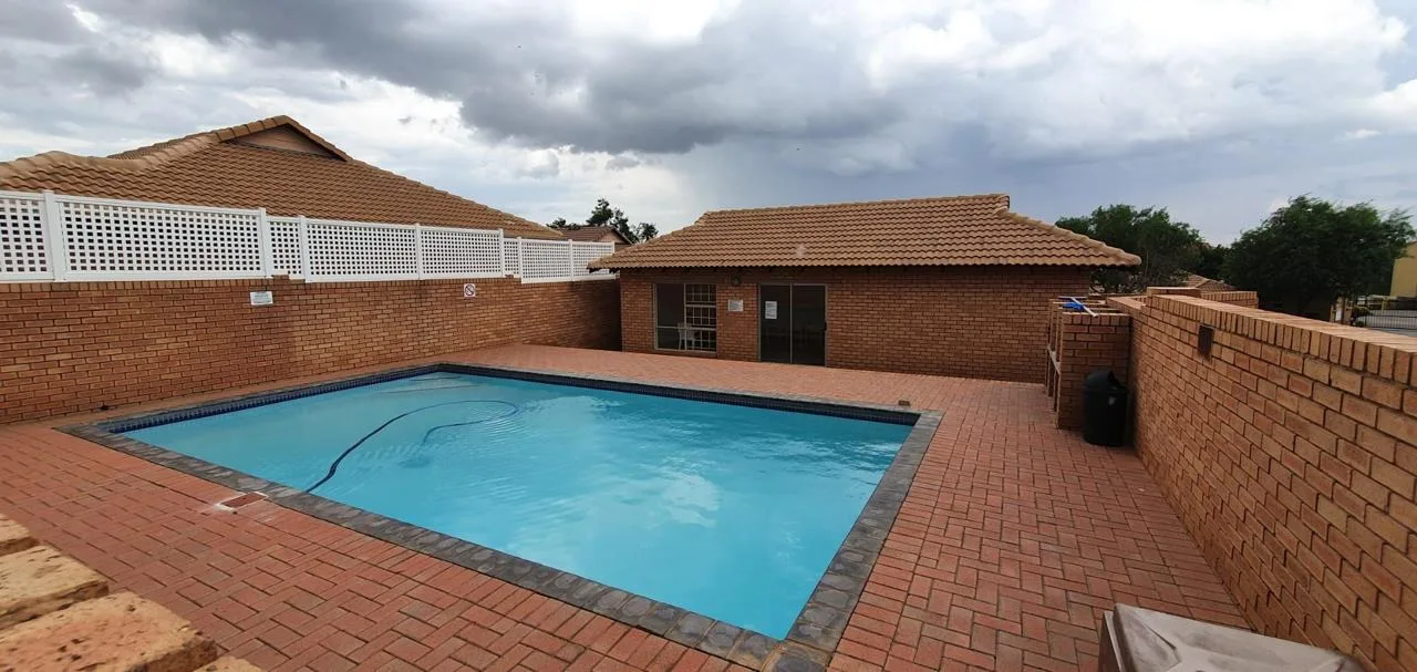 2 Bedroom Apartment / flat to rent in Hazeldean
