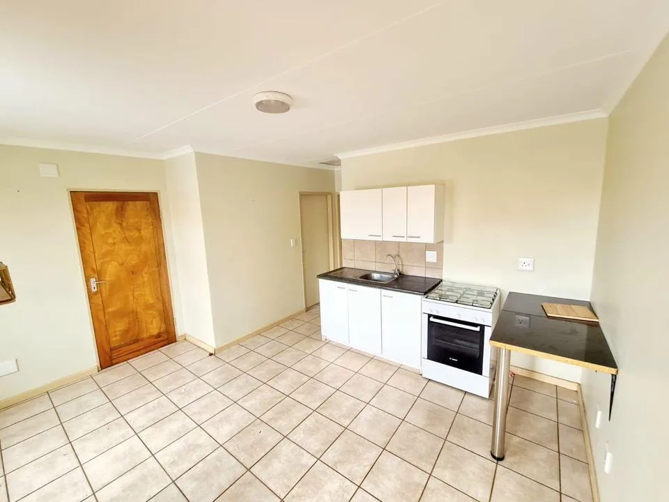 2 Bedroom House for sale in Kathu