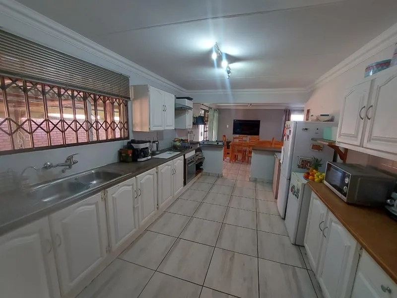 3 Bedroom House to rent in Noordrand
