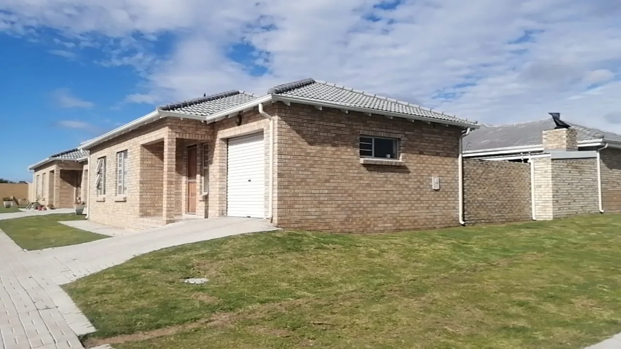 2 Bedroom Townhouse for sale in C Place