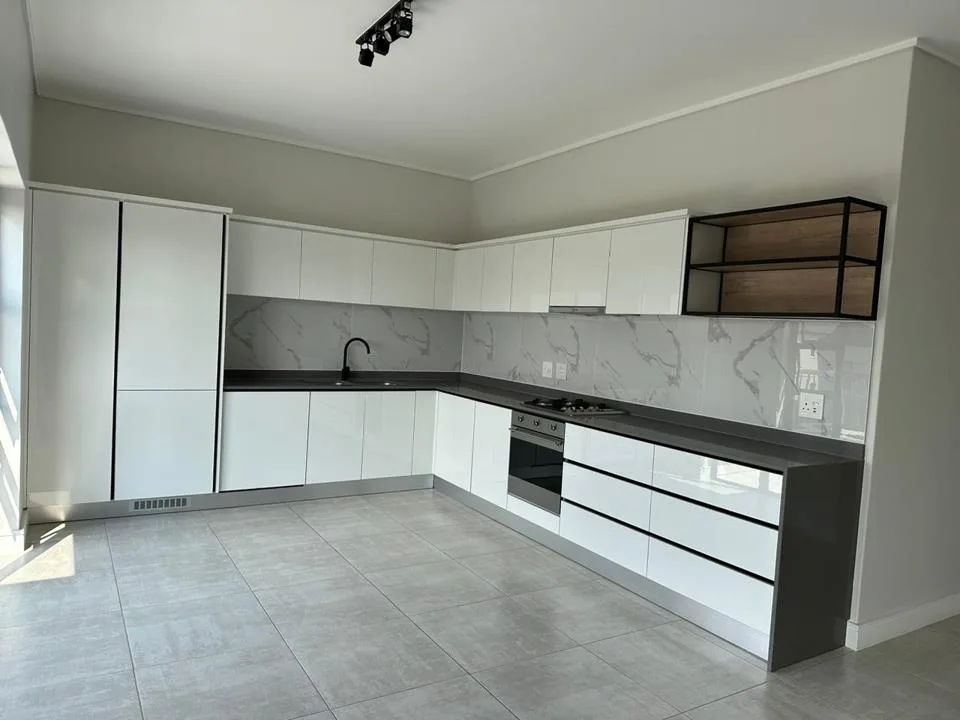 3 Bedroom Apartment / flat to rent in Waterfall