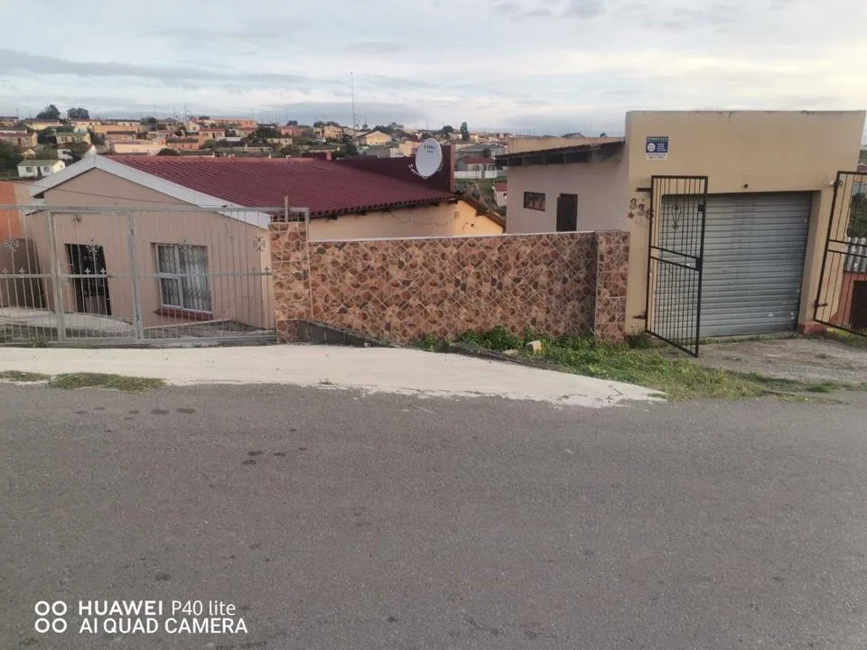 4 Bedroom House for sale in Mdantsane Nu 10