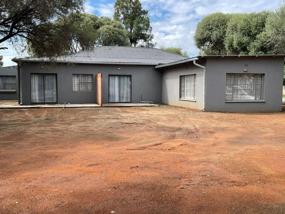 3 Bedroom House for sale in Boshof