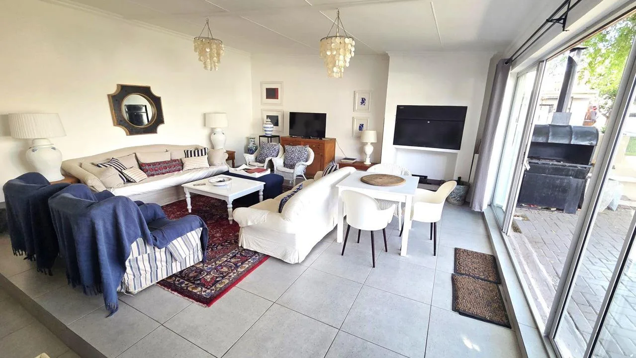 3 Bedroom Townhouse to rent in Diaz Beach